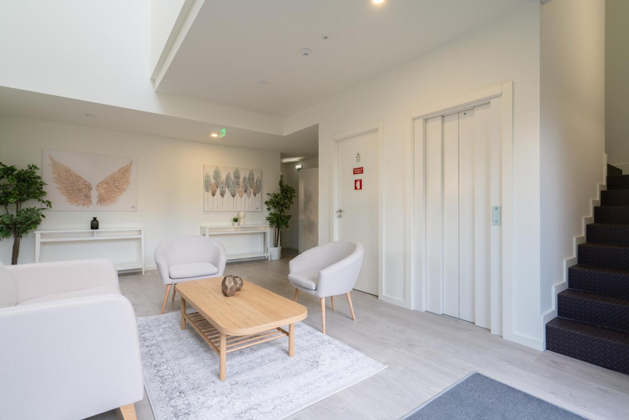 Host Wise - Central Private Flats - Terrace Porto Exterior photo